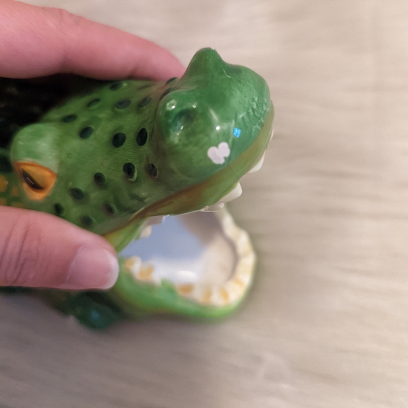 Y2K ceramic alligator kitchen sponge holder - Picture 6 of 7